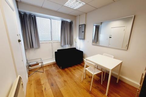 1 bedroom flat to rent, Unit 1a Signal House , 137a Great Suffolk Street, London