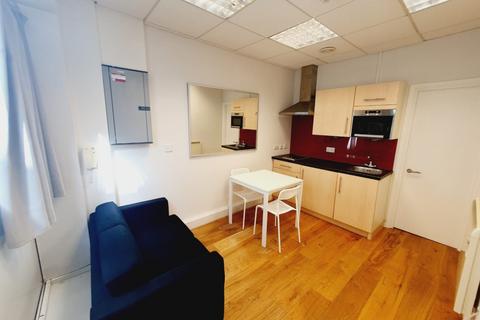 1 bedroom flat to rent, Unit 1a Signal House , 137a Great Suffolk Street, London