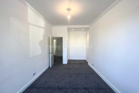 1 bedroom flat to rent, Main Road, Millarston