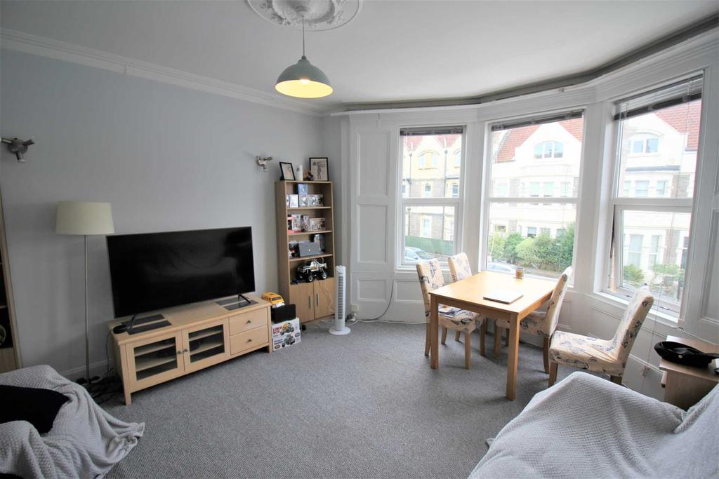 Milburn Road, WestonsuperMare 2 bed flat £180,000