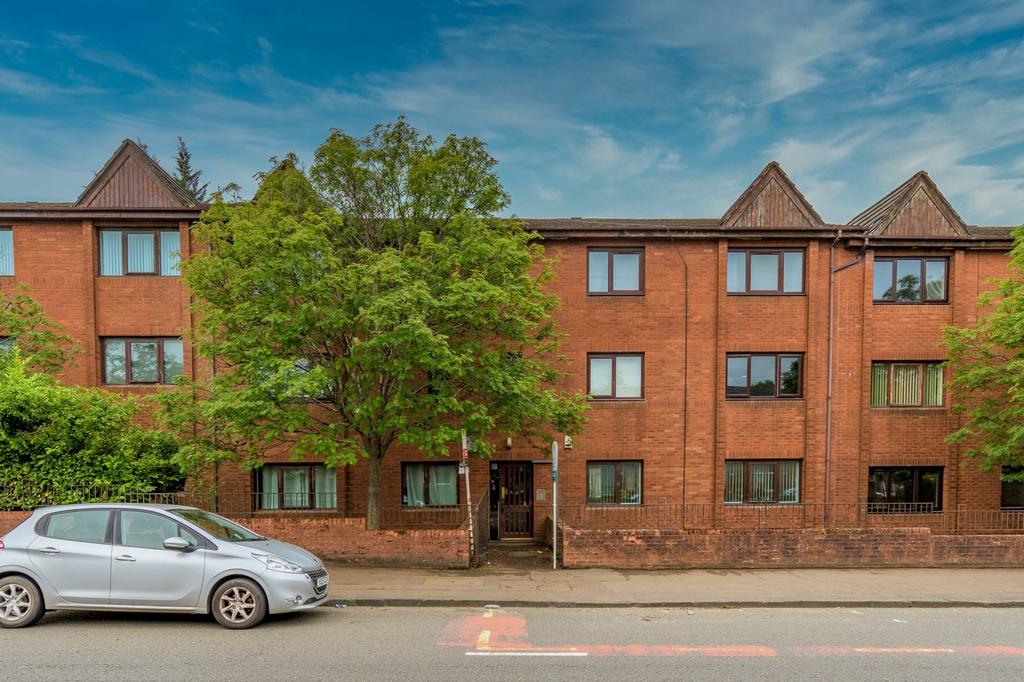 Dumbarton Road, Flat 0/2, Yoker, Glasgow, G14 0NT 2 bed flat £595 pcm