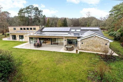 5 bedroom equestrian property to rent, Frensham, Farnham, Surrey, GU10