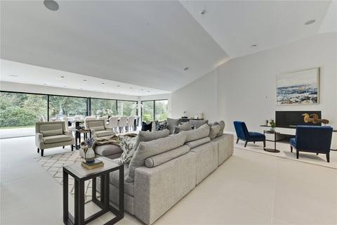 5 bedroom equestrian property to rent, Frensham, Farnham, Surrey, GU10