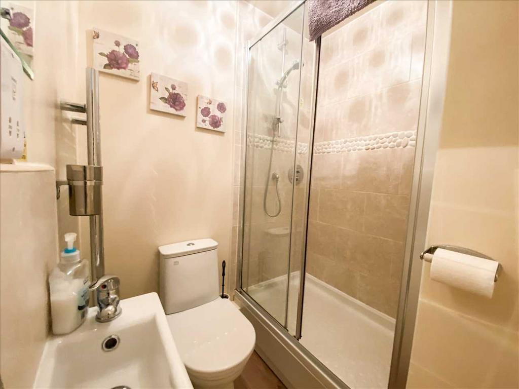 Ensuite Shower Room