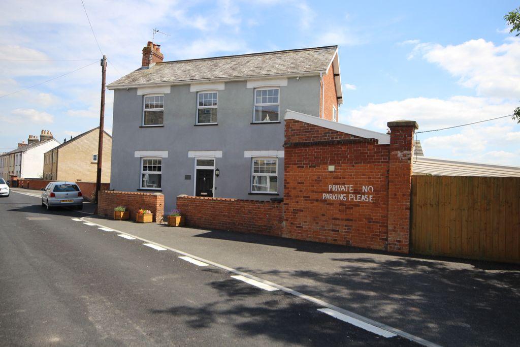 View of Property at Front