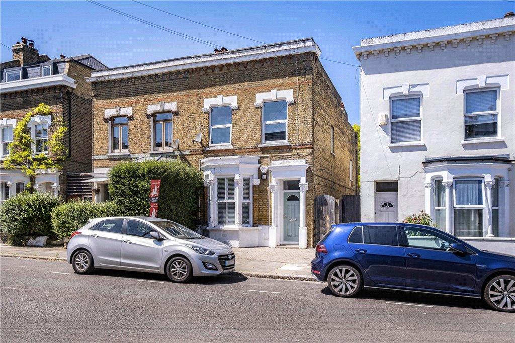 Horsford Road, London, SW2 2 bed apartment £550,000