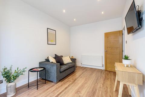 5 bedroom terraced house for sale, Ascot Road, Tooting