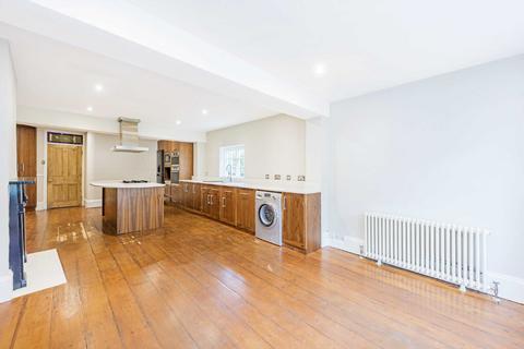 4 bedroom end of terrace house to rent - Cresford Road, Fulham, London, SW6