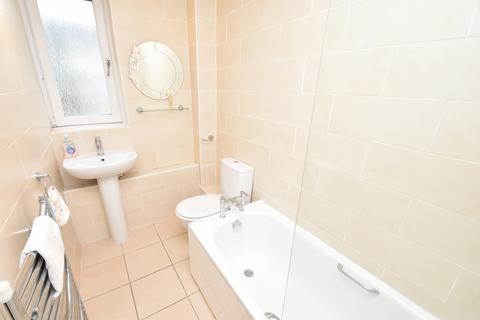 2/2, 31 Hillington Quadrant, Glasgow, G52 2AG