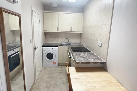 House to rent, Finchley Road, Golders Green