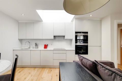 1 bedroom flat to rent - Berners Place, Fitzrovia, London, W1T