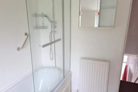 31 Hollowgate, Rotherham, S60 2LD