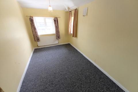 8 Gerald Road, Kendray, Barnsley, S70 3BL