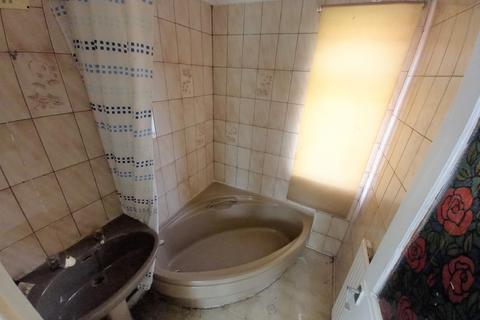 8 Gerald Road, Kendray, Barnsley, S70 3BL
