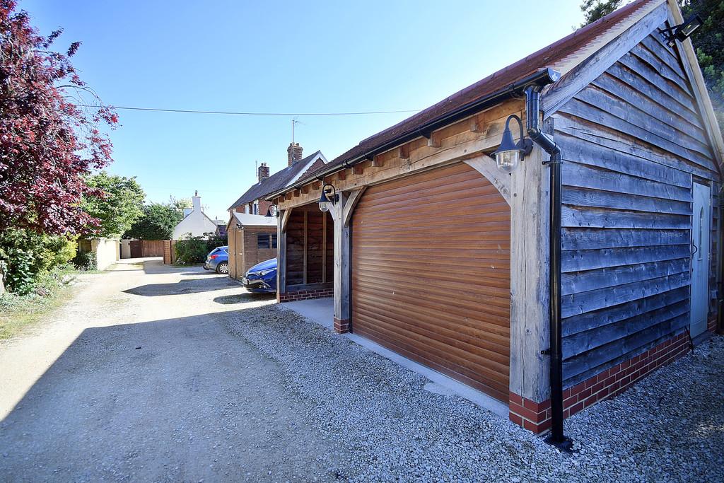 Garage and car port