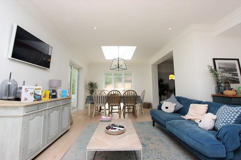 11 Fiddicroft Avenue, Banstead, SM7 3AD