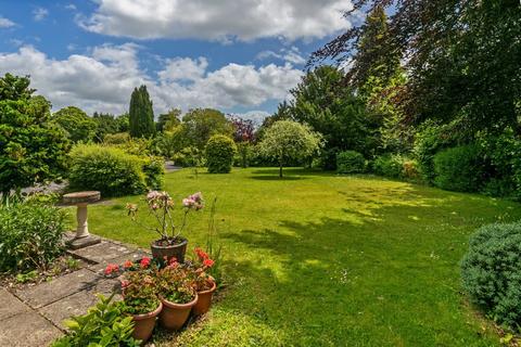 Beaufort Lainston Close, Winchester, SO22 5LJ