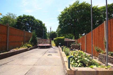 26 Barnfield Road, Stoke-on-trent, ST6 3DH