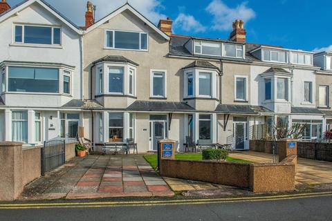 2 bedroom apartment for sale - Marine Crescent, Deganwy