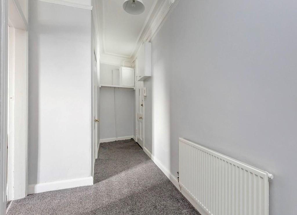 4 Wheatfield Street, Edinburgh 2 bed apartment £1,100 pcm (£254 pw)