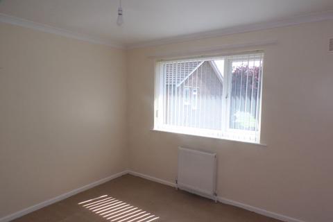 3 bedroom semi-detached house to rent - Richmond Close, Darlington