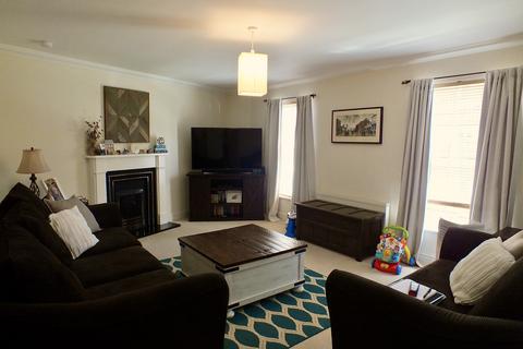 4 bedroom terraced house to rent, Barwell Road, Bury St. Edmunds IP33