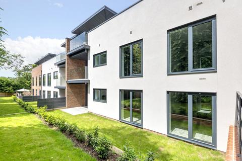 2 bedroom apartment for sale, Asplands Close, Woburn Sands, Milton Keynes, Buckinghamshire, MK17