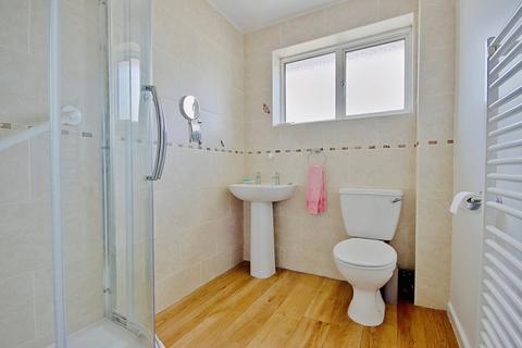 21 Chalfont Close, Worcester, WR3 7HL