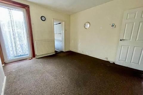 3 bedroom end of terrace house for sale, Stanley Street, Luton, Beds, LU1 5AL