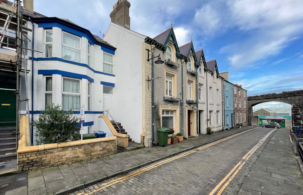 Market Street, Caernarfon, Gwynedd, LL55 4 bed terraced house for sale