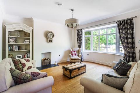 5 bedroom detached house for sale - Limes Avenue, Horley, Surrey, RH6