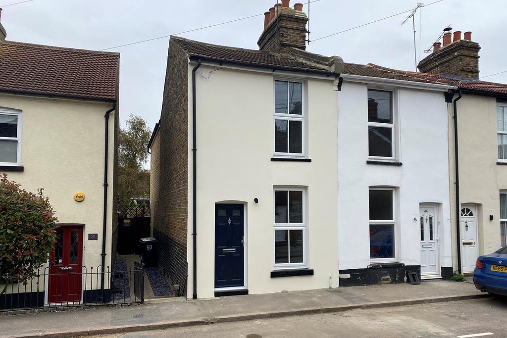 South Primrose Hill, Chelmsford, CM1 2 bed terraced house £360,000
