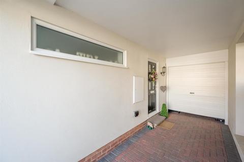 3 Eversley Grove, Sedgley, Dudley, DY3 3RF