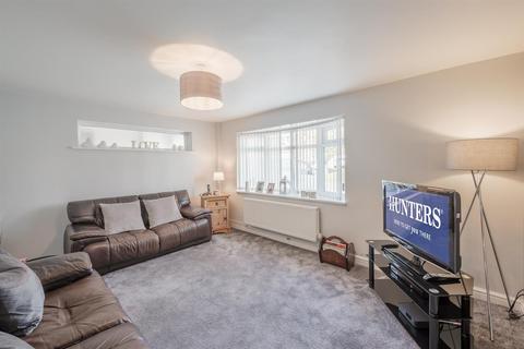 3 Eversley Grove, Sedgley, Dudley, DY3 3RF