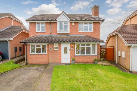43 Botany Drive, Upper Gornal, Dudley, DY3 3XT