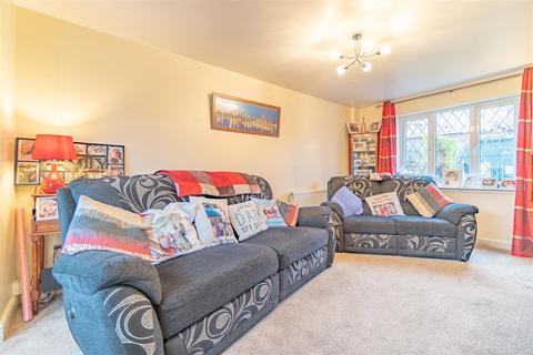 19 Moises Hall Road, Wombourne, Wolverhampton, WV5 0LF