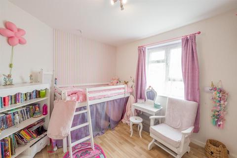 15 Beech Close, Dudley, DY3 1NG