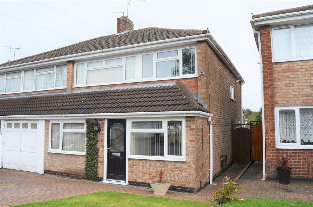 Spring Parklands, Dudley, DY1 2DL 3 bed semidetached house £210,000
