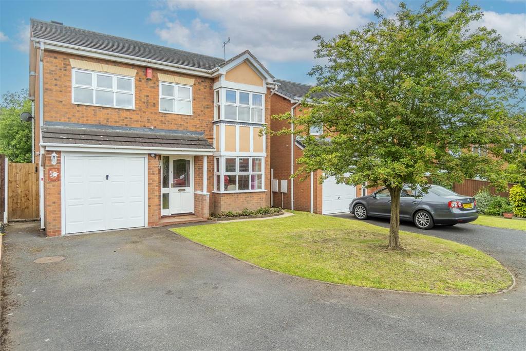 Boscobel Close, Milking Bank, DY1 4 bed detached house £375,000