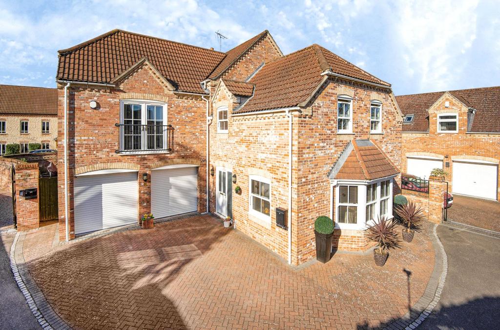 Affords Way, North Hykeham, LN6 4 bed detached house £495,000