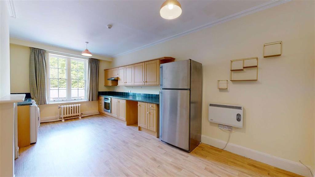 Walford Heath, Shrewsbury, Shropshire 2 bed apartment £725 pcm (£167 pw)