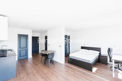1 bedroom apartment to rent, Filmworks Walk, Ealing W5