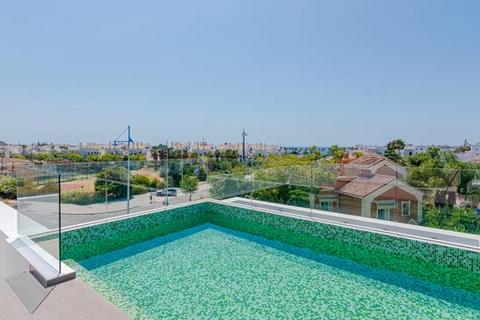 4 bedroom villa, Nueva Alcantara, Marbella, Malaga