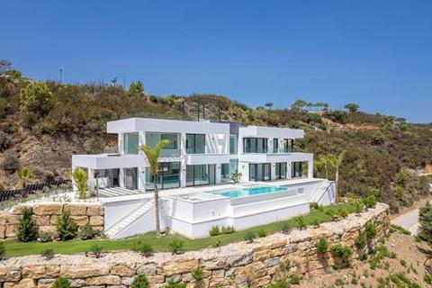 5 bedroom villa, Monte Mayor, Benahavis, Malaga