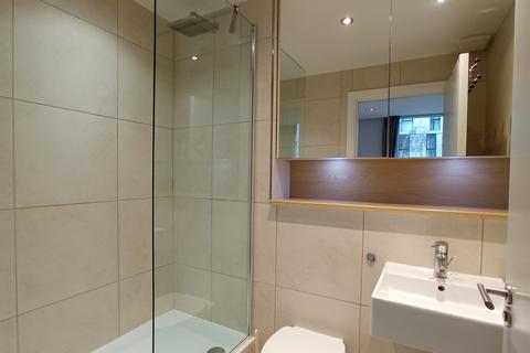 2 bedroom flat for sale, Abbot Road, London, E14