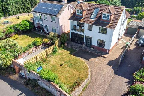 6 bedroom detached house for sale - Countess Wear Road, Exeter, EX2 6LR