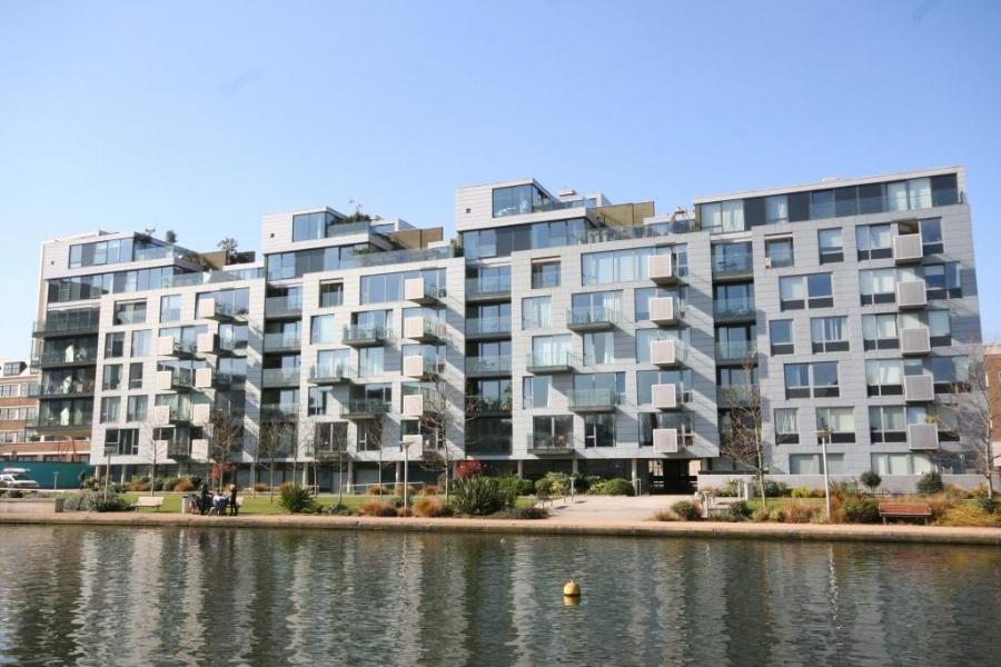 Angel Waterside, Islington. N1 2 bed flat £895,000