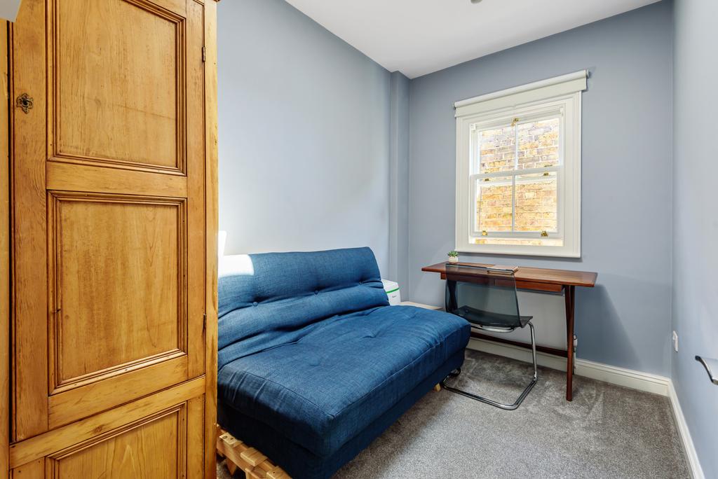 Bedroom/Study