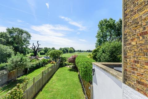 40 Summer Road, East Molesey, KT8 9LS