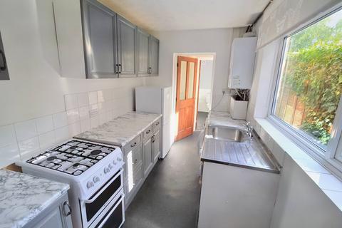 2 bedroom terraced house to rent - Lindley Street, Norwich NR1